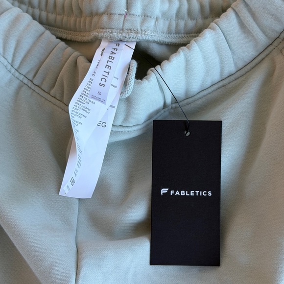 NWT Fabletics Cozy Fleece Wide Leg Sweatpant - Picture 7 of 10